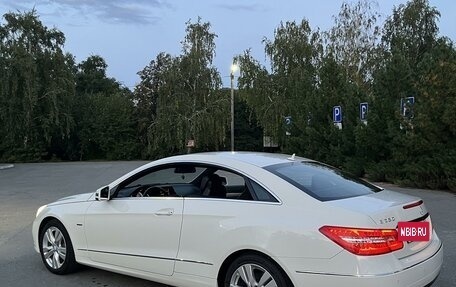 Mercedes-Benz E-Класс, 2010 год, 1 750 000 рублей, 14 фотография