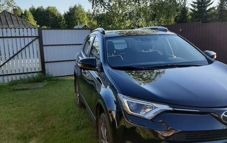 Toyota RAV4, 2016 год, 2 550 000 рублей, 3 фотография