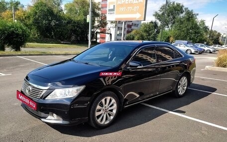 Toyota Camry, 2013 год, 1 950 000 рублей, 2 фотография