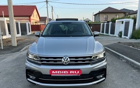 Volkswagen Tiguan II, 2018 год, 3 250 000 рублей, 3 фотография