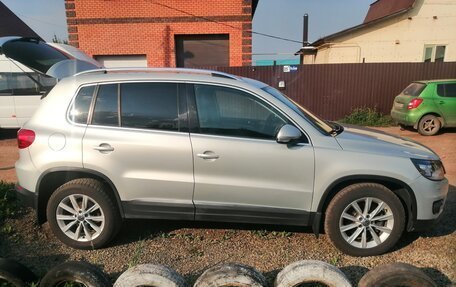 Volkswagen Tiguan I, 2012 год, 1 690 000 рублей, 2 фотография