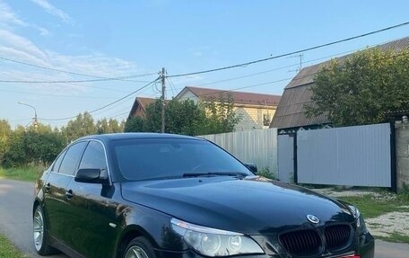 BMW 5 серия, 2004 год, 950 000 рублей, 3 фотография