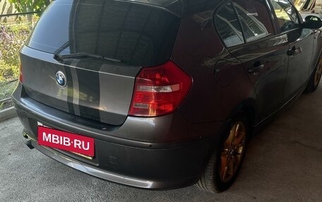 BMW 1 серия, 2009 год, 1 350 000 рублей, 3 фотография