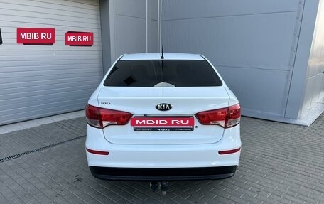 KIA Rio III рестайлинг, 2016 год, 1 196 000 рублей, 4 фотография