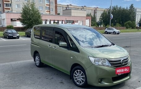 Nissan Serena IV, 2011 год, 1 450 000 рублей, 2 фотография