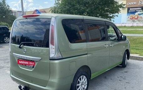 Nissan Serena IV, 2011 год, 1 450 000 рублей, 3 фотография