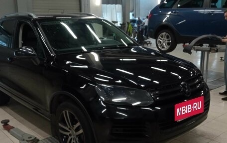 Volkswagen Touareg III, 2010 год, 1 733 000 рублей, 1 фотография