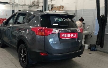 Toyota RAV4, 2014 год, 1 785 000 рублей, 4 фотография