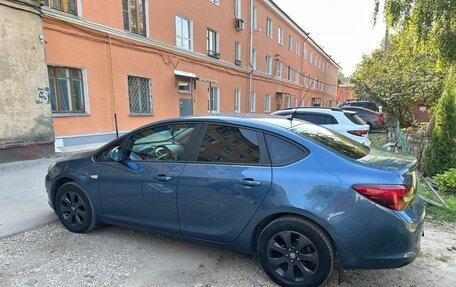 Opel Astra J, 2014 год, 1 150 000 рублей, 9 фотография