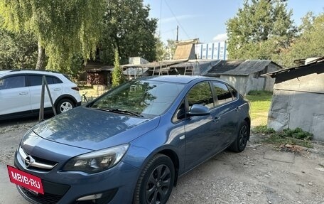 Opel Astra J, 2014 год, 1 150 000 рублей, 2 фотография