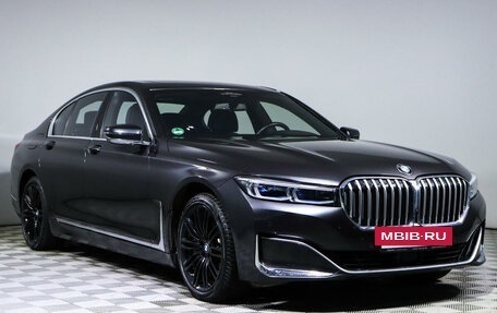 BMW 7 серия, 2019 год, 6 090 000 рублей, 3 фотография