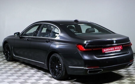 BMW 7 серия, 2019 год, 6 090 000 рублей, 7 фотография