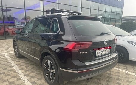 Volkswagen Tiguan II, 2018 год, 3 150 000 рублей, 4 фотография