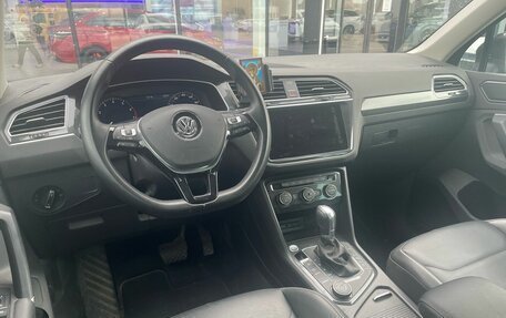 Volkswagen Tiguan II, 2018 год, 3 150 000 рублей, 8 фотография