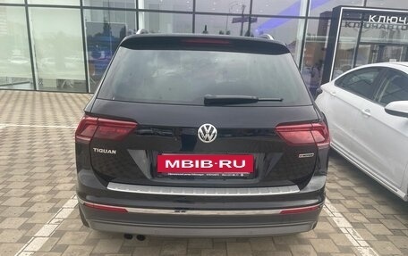 Volkswagen Tiguan II, 2018 год, 3 150 000 рублей, 5 фотография