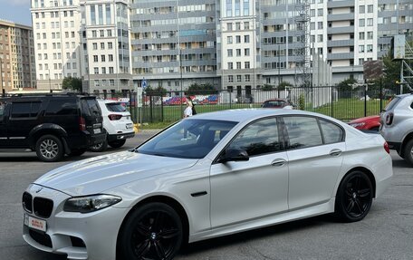 BMW 5 серия, 2015 год, 1 950 000 рублей, 23 фотография