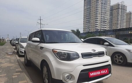 KIA Soul II рестайлинг, 2018 год, 1 780 000 рублей, 2 фотография