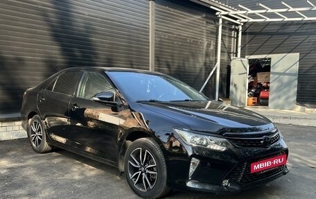 Toyota Camry, 2018 год, 3 050 000 рублей, 2 фотография