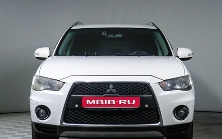 Mitsubishi Outlander III рестайлинг 3, 2010 год, 1 200 000 рублей, 2 фотография