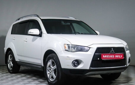 Mitsubishi Outlander III рестайлинг 3, 2010 год, 1 200 000 рублей, 3 фотография