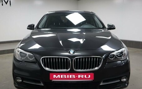 BMW 5 серия, 2015 год, 2 970 000 рублей, 3 фотография