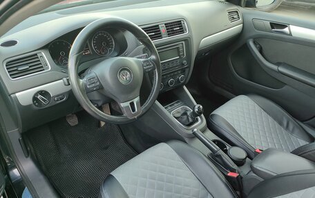 Volkswagen Jetta VI, 2013 год, 849 000 рублей, 9 фотография