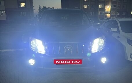 Toyota Land Cruiser Prado 150 рестайлинг 2, 2012 год, 2 820 000 рублей, 3 фотография