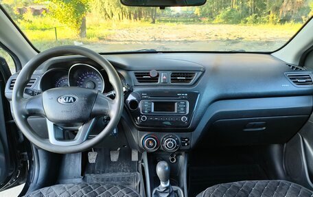 KIA Rio III рестайлинг, 2013 год, 595 000 рублей, 5 фотография