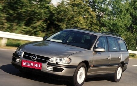 Opel Omega B, 1996 год, 370 000 рублей, 1 фотография