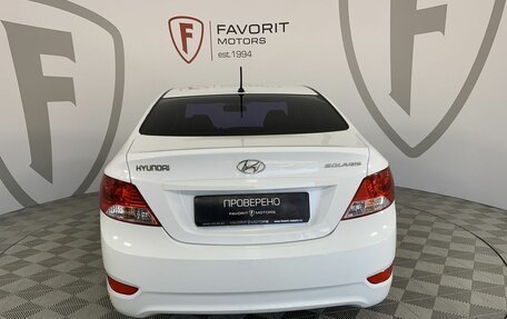 Hyundai Solaris II рестайлинг, 2013 год, 850 000 рублей, 3 фотография