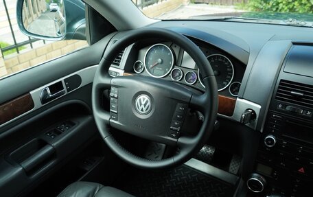 Volkswagen Touareg III, 2008 год, 1 299 900 рублей, 13 фотография