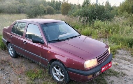 Volkswagen Vento, 1992 год, 1 фотография