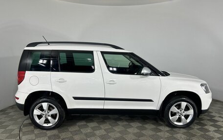 Skoda Yeti I рестайлинг, 2015 год, 1 900 000 рублей, 4 фотография