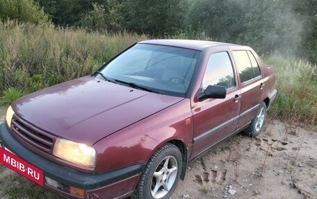 Volkswagen Vento, 1992 год, 2 фотография