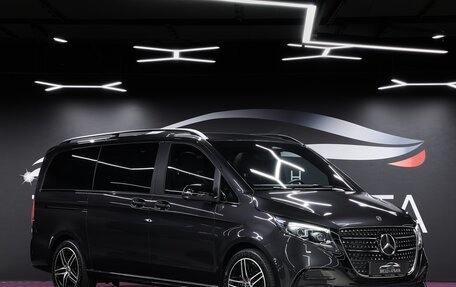 Mercedes-Benz V-Класс, 2024 год, 18 000 000 рублей, 8 фотография