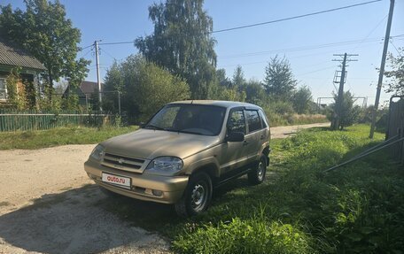 Chevrolet Niva I рестайлинг, 2006 год, 300 000 рублей, 3 фотография