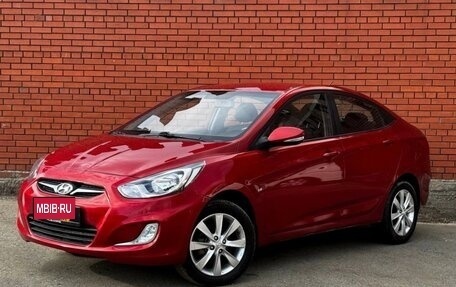 Hyundai Solaris II рестайлинг, 2011 год, 960 000 рублей, 2 фотография