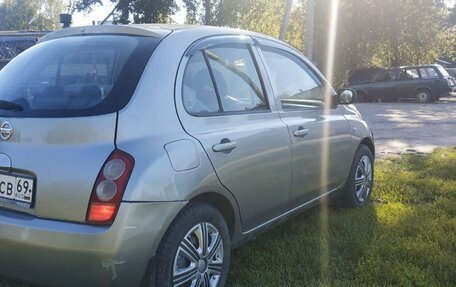 Nissan Micra III, 2003 год, 385 000 рублей, 2 фотография