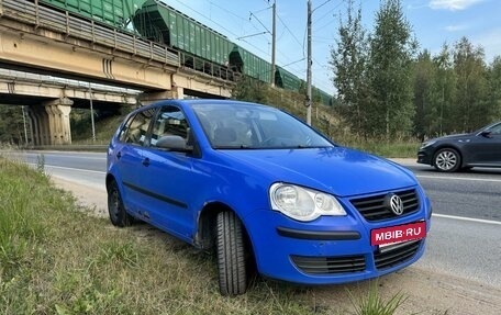 Volkswagen Polo IV рестайлинг, 2005 год, 420 000 рублей, 2 фотография