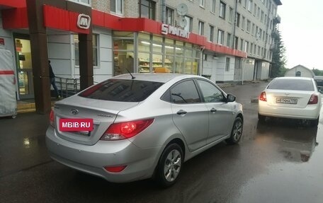 Hyundai Solaris II рестайлинг, 2014 год, 750 000 рублей, 2 фотография