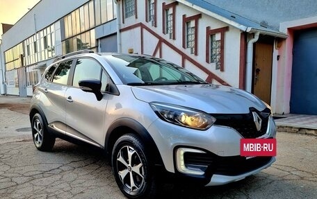 Renault Kaptur I рестайлинг, 2018 год, 1 720 000 рублей, 39 фотография