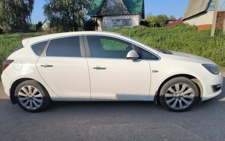 Opel Astra J, 2013 год, 950 000 рублей, 3 фотография