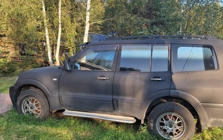 Mitsubishi Pajero III рестайлинг, 2003 год, 1 000 000 рублей, 3 фотография