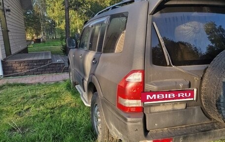 Mitsubishi Pajero III рестайлинг, 2003 год, 1 000 000 рублей, 4 фотография