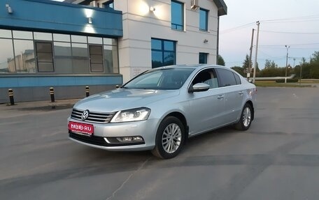 Volkswagen Passat B7, 2011 год, 950 000 рублей, 1 фотография