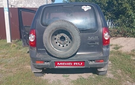 Chevrolet Niva I рестайлинг, 2014 год, 570 000 рублей, 2 фотография