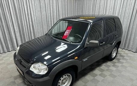 Chevrolet Niva I рестайлинг, 2010 год, 550 000 рублей, 9 фотография