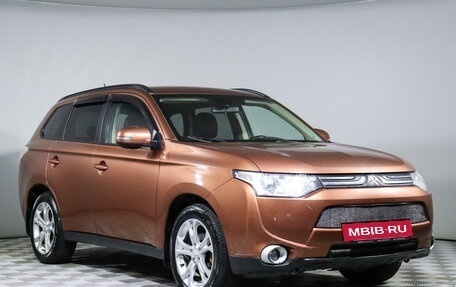 Mitsubishi Outlander III рестайлинг 3, 2012 год, 1 560 000 рублей, 3 фотография