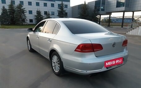 Volkswagen Passat B7, 2011 год, 950 000 рублей, 4 фотография