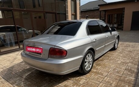 Hyundai Sonata IV рестайлинг, 2004 год, 460 000 рублей, 3 фотография